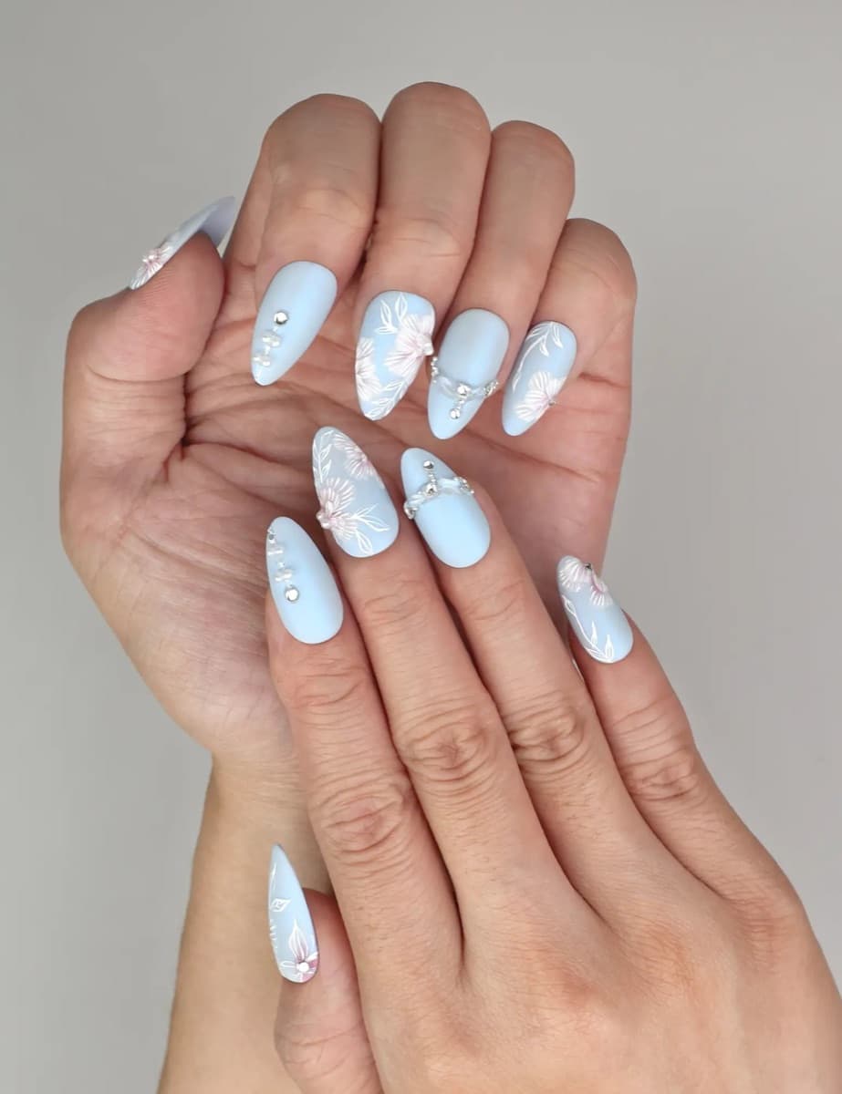 Blue Floral Diamond – image 3