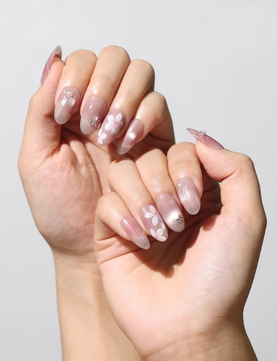 Blush Blossom Sparkle – image 4