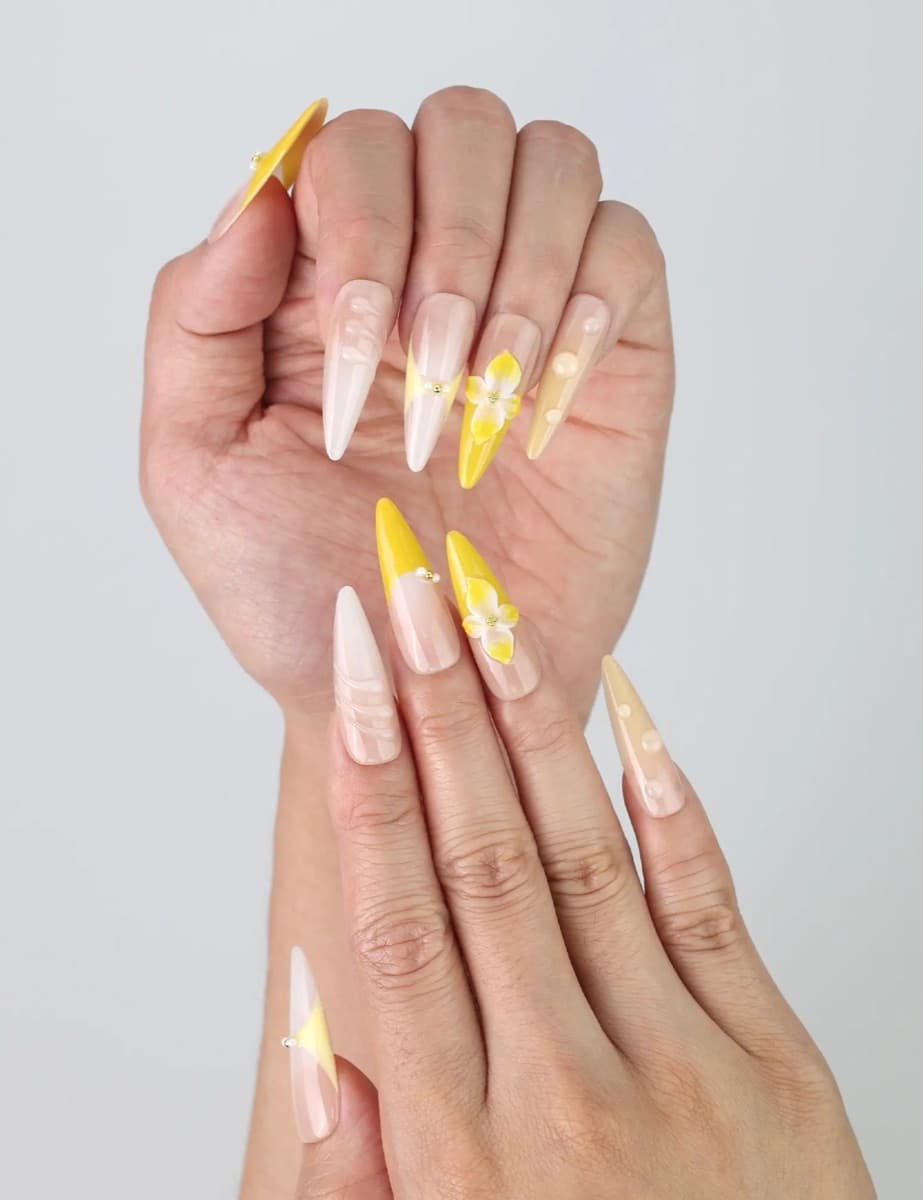 Yellow Blossom Spiral – image 3