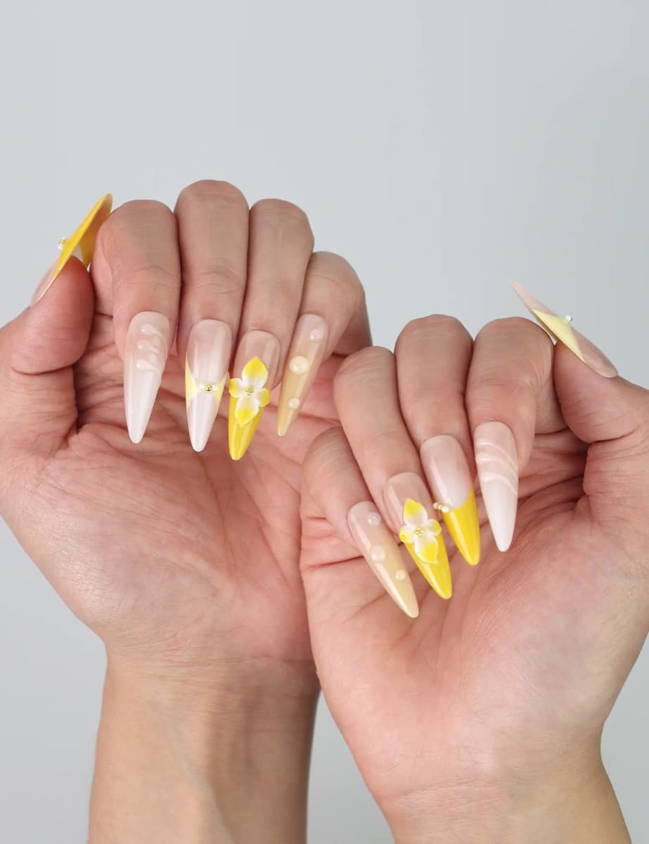 Yellow Blossom Spiral – image 4
