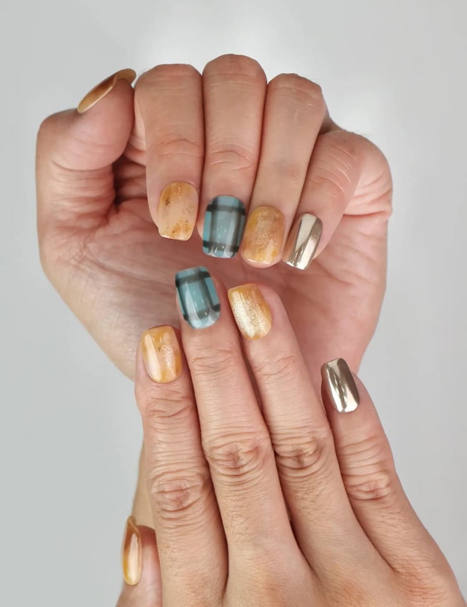 Cozy Plaid Glaze – image 3