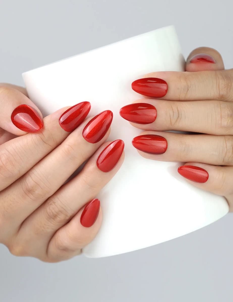 Crimson Magnet – image 5