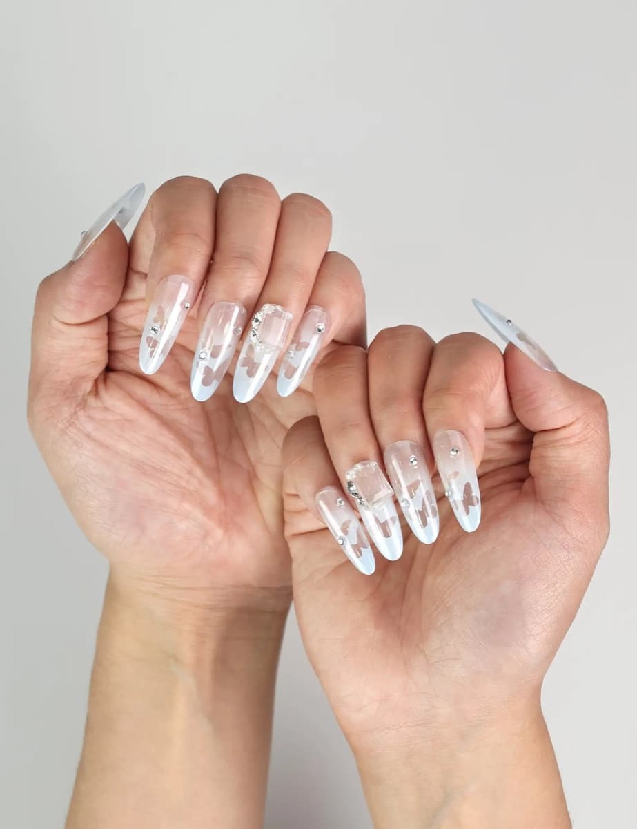 Frost White – image 4