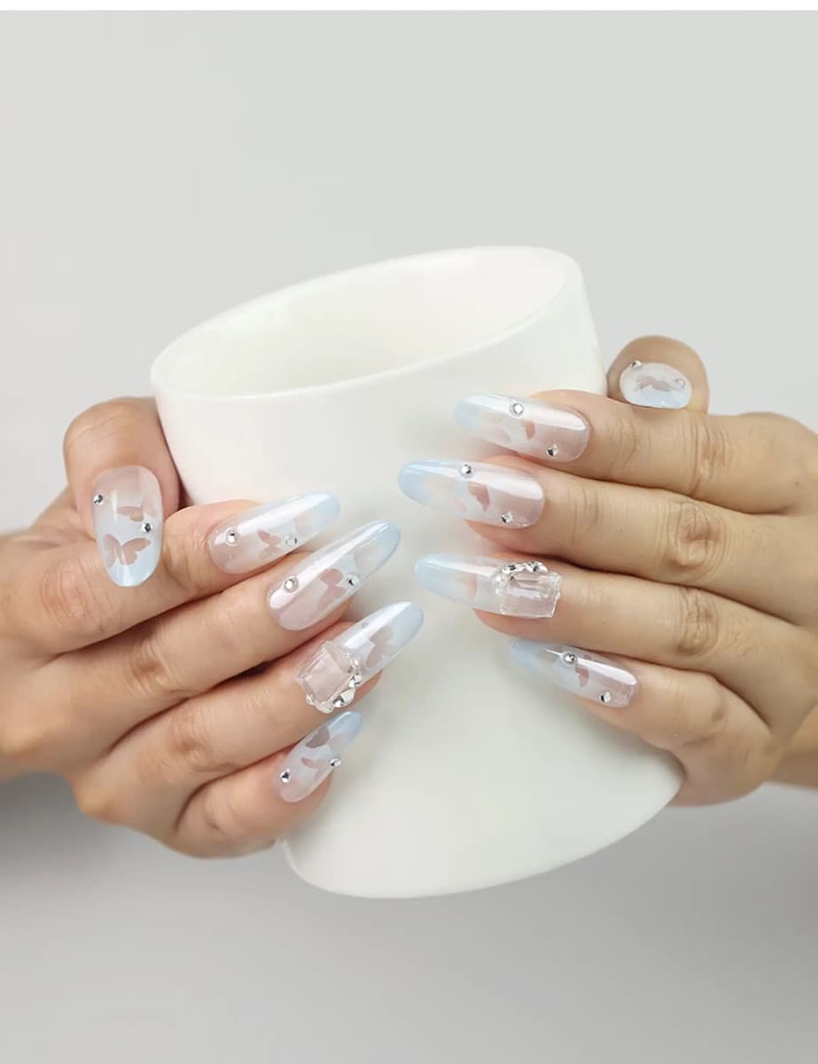 Frost White – image 5