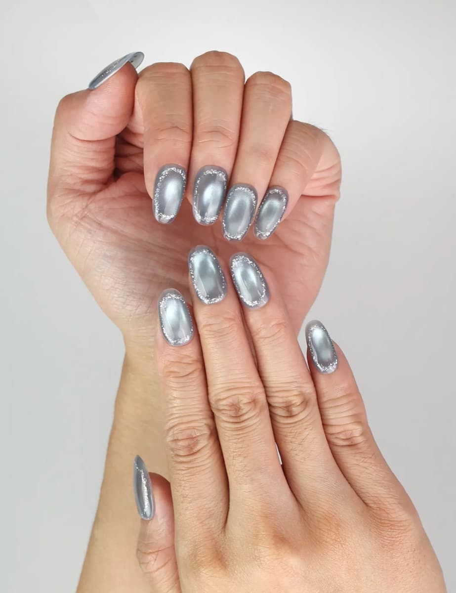 Glinting Gray – image 3