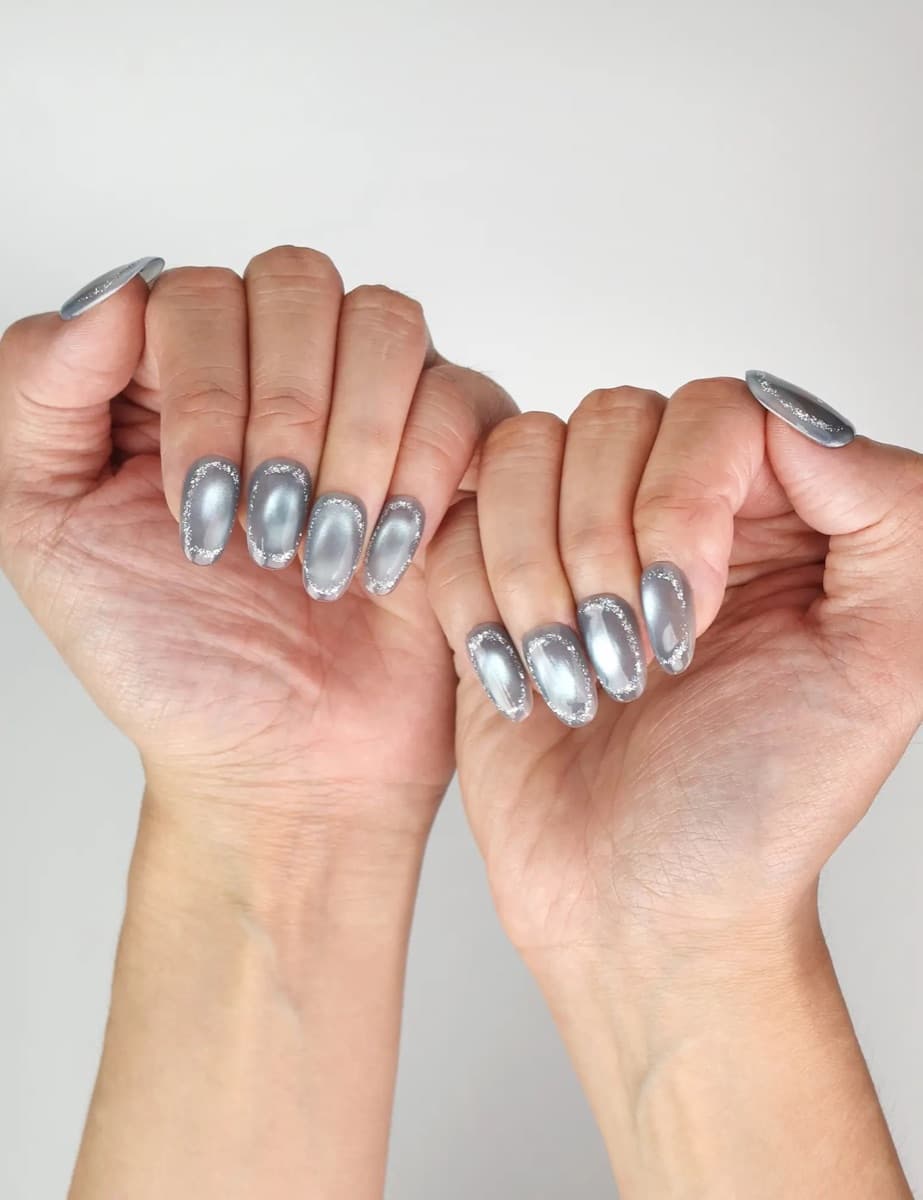 Glinting Gray – image 4