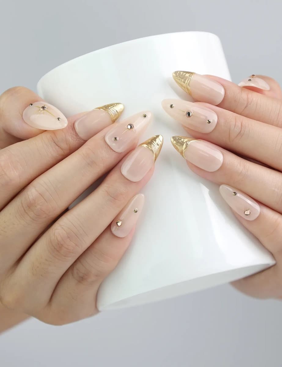 Gold Accent – image 5