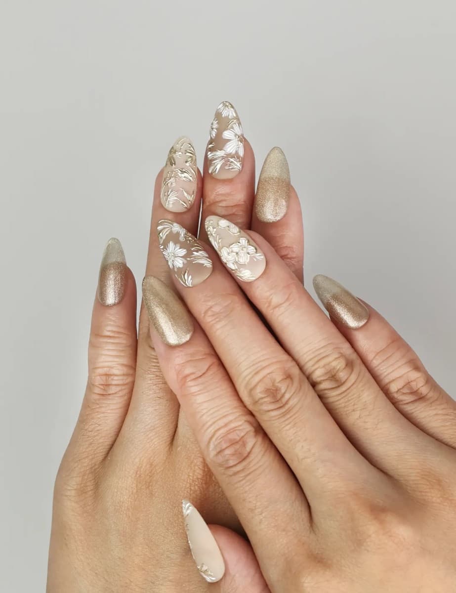 Golden Brown Floral Shine – image 2