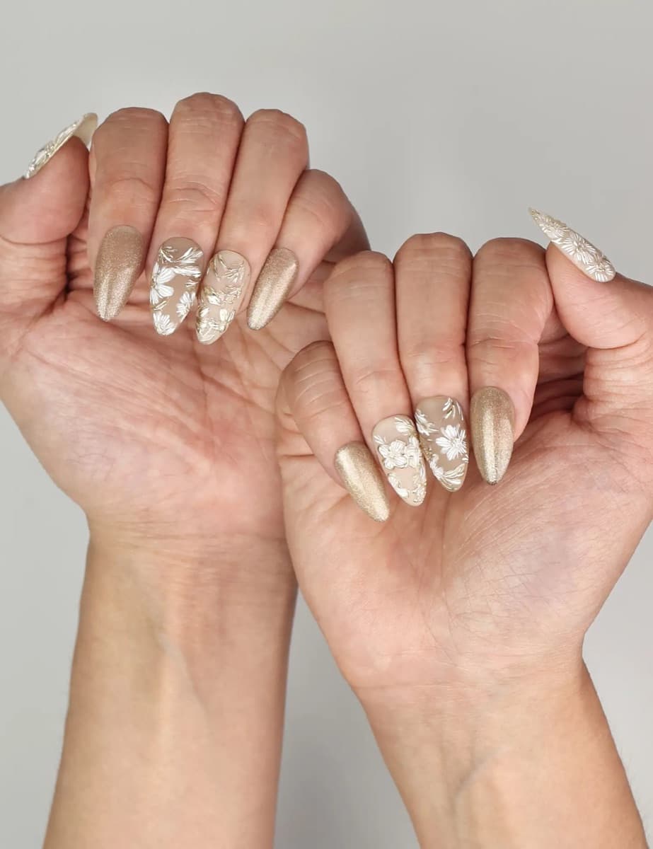 Golden Brown Floral Shine – image 4