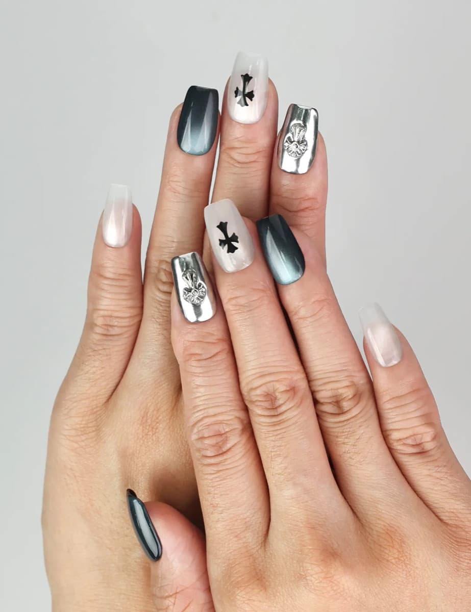 Gothic Cross – image 2