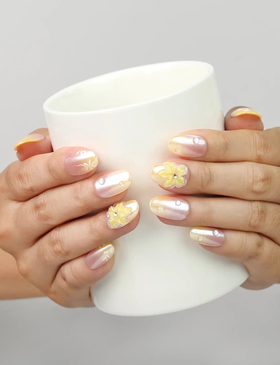 Pearl Bloom Whimsy – image 5