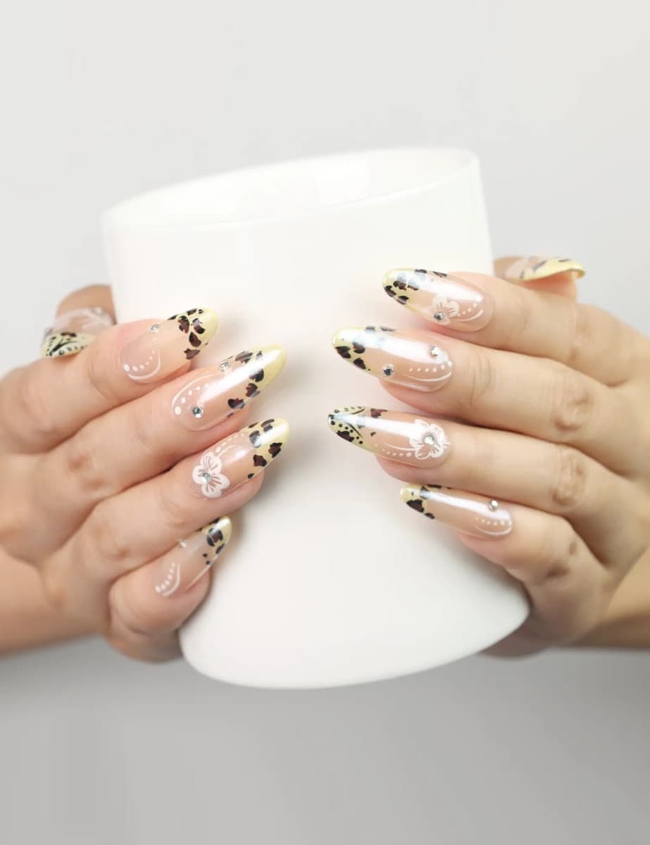 Pearly Blossom – image 5