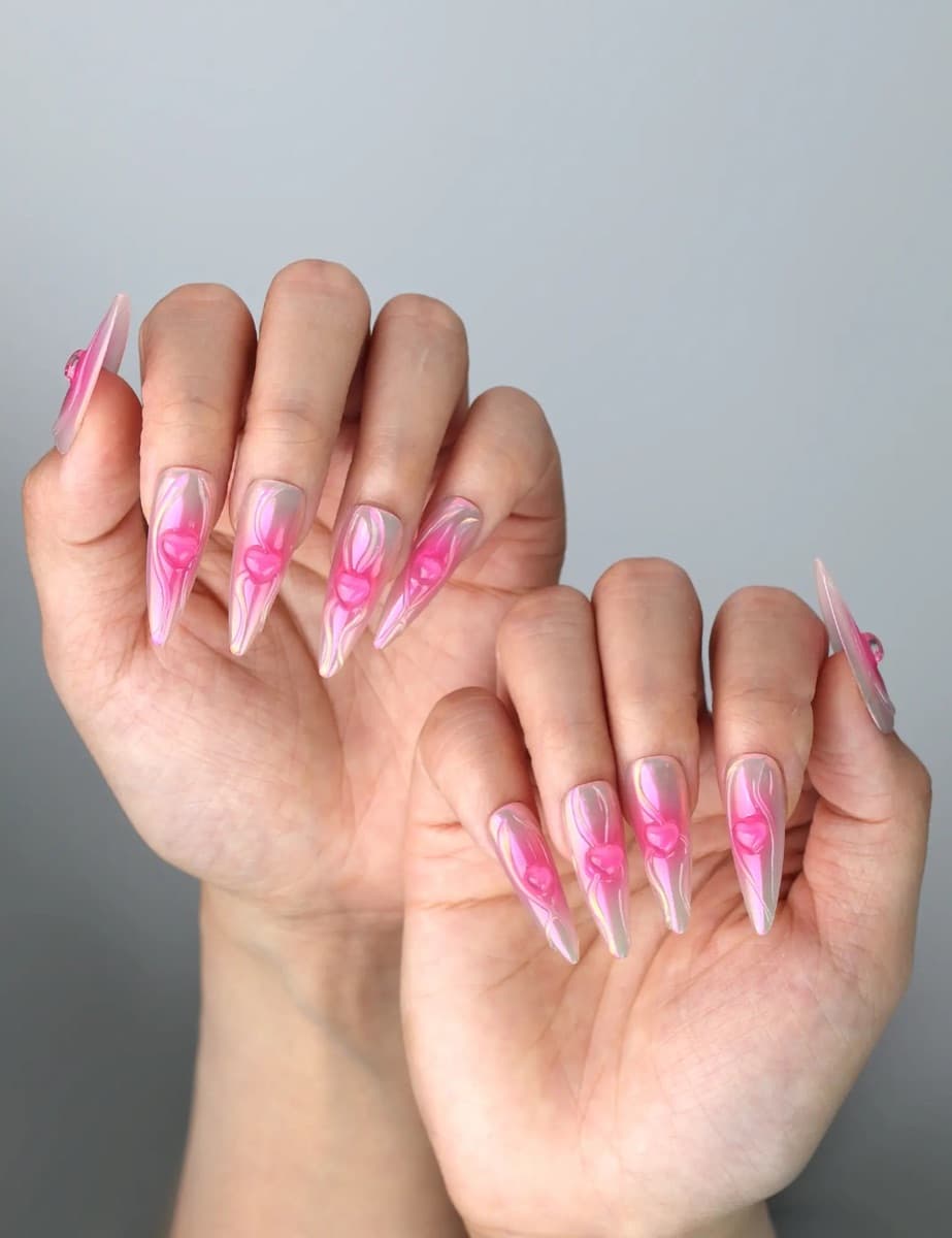 Pink Gradient Heart – image 4