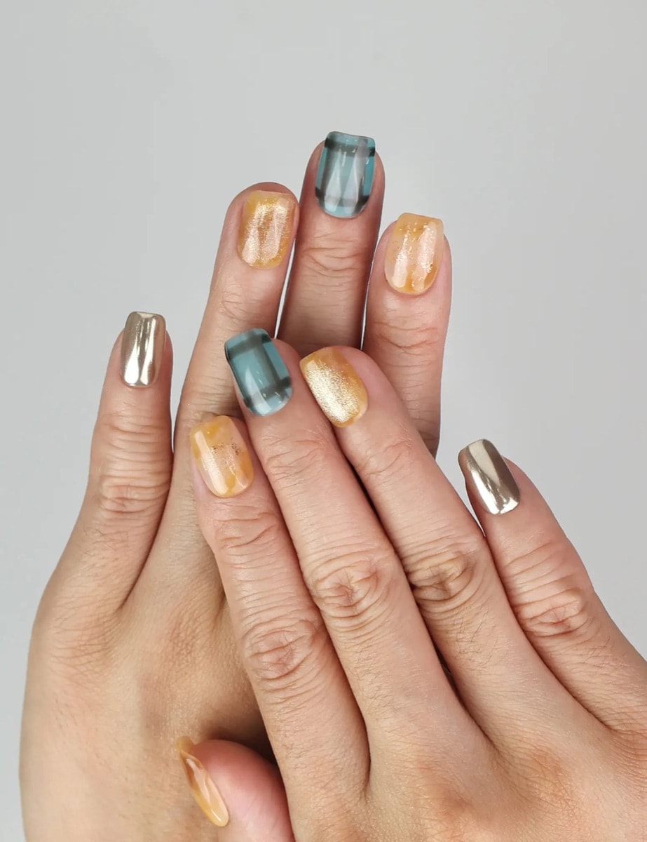 Cozy Plaid Glaze – image 2