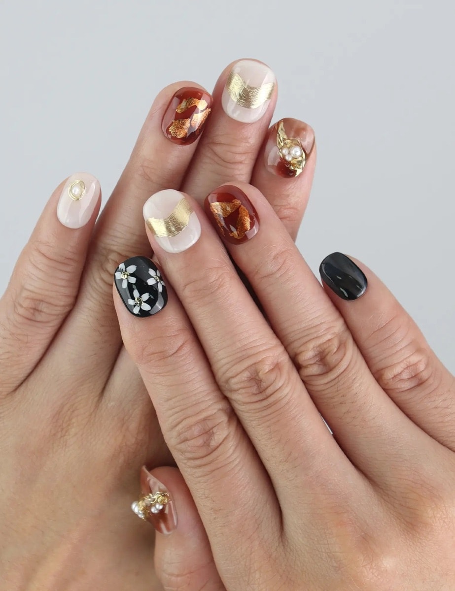 Floral Glow – image 2