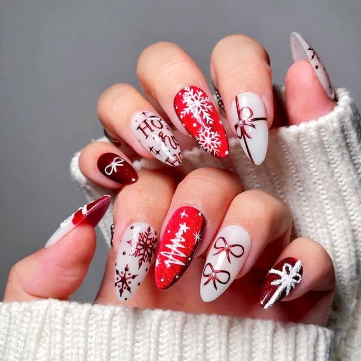 Festive Holiday Bows – image 2