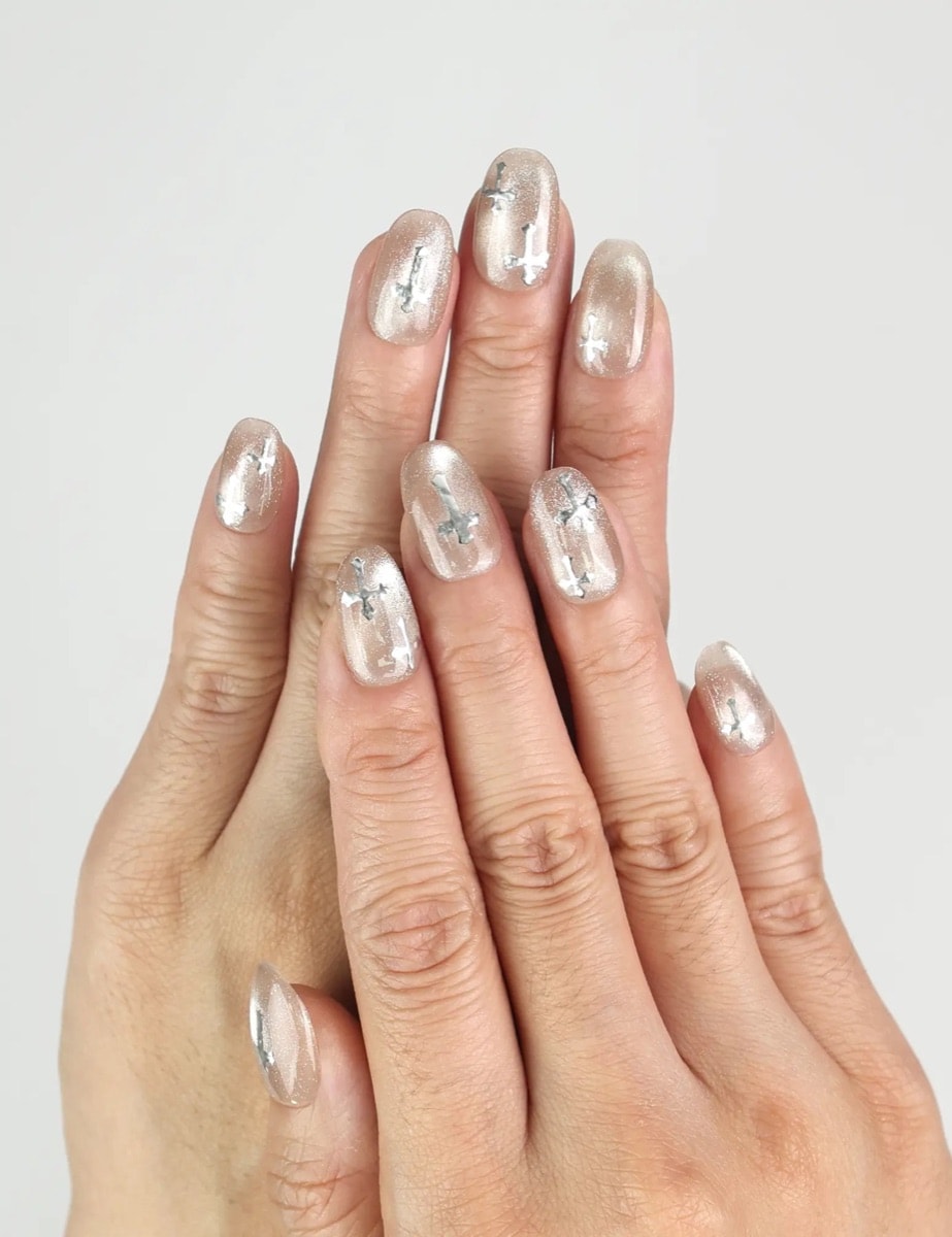 Silver Cross Shimmer – image 2